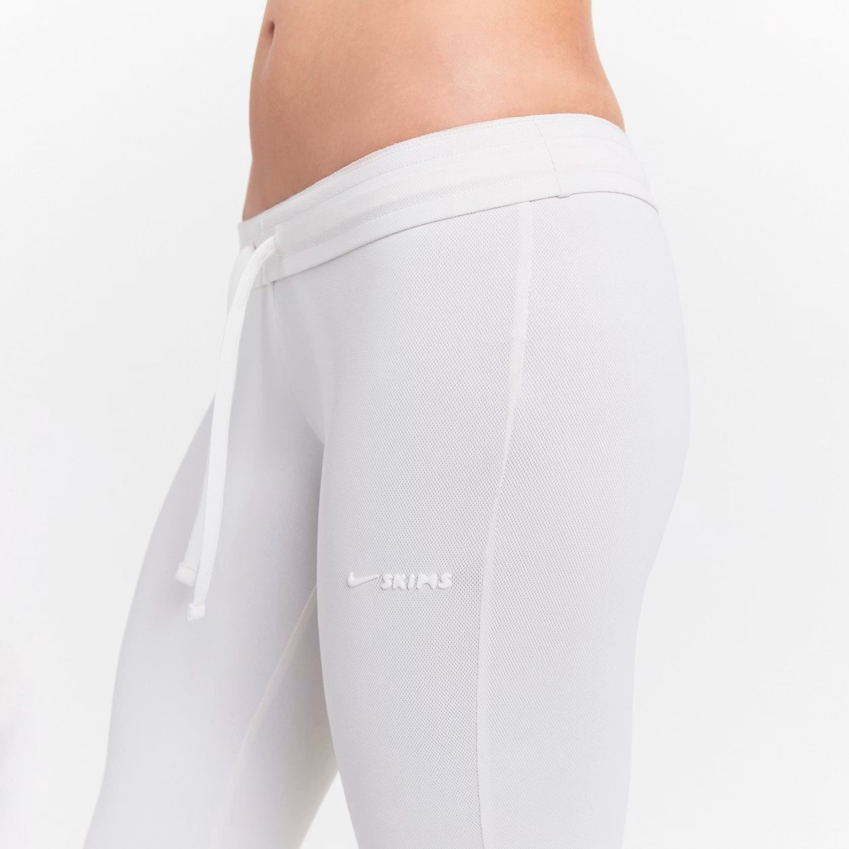 Skims x Nike DRI-FIT™ LOW RISE MINI FLARE PANT