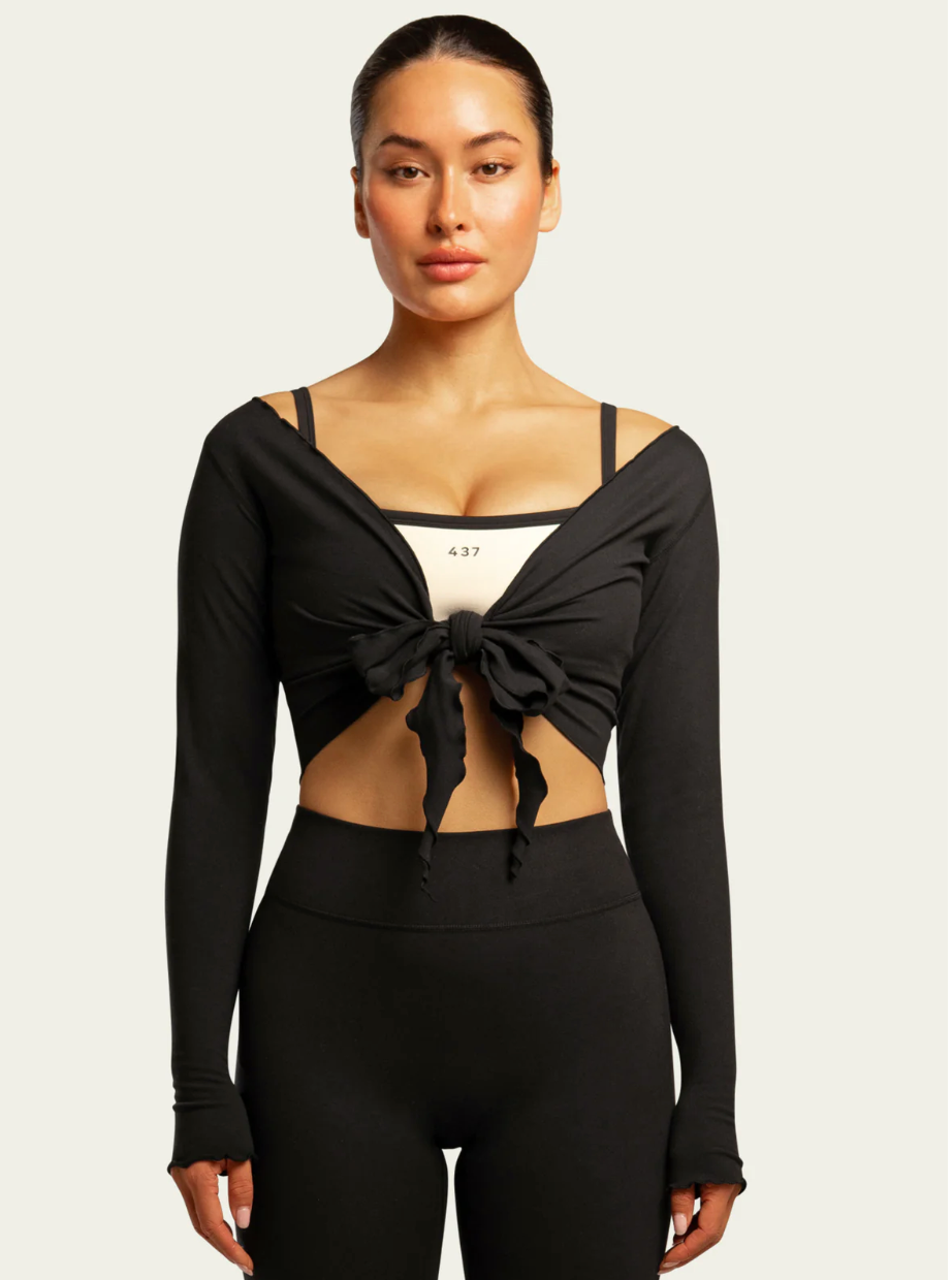 437 The Wrap Top in Black